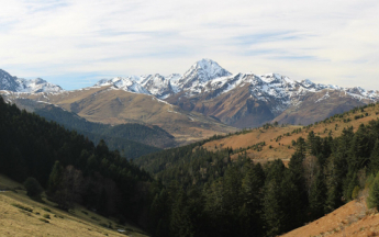 La douceur a fait presque disparaître la couverture neigeuse pyrénéenne.