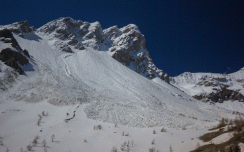 Avalanche le 13 mai 2021 sur les pentes du Trou de l'Aigle (mont Pelat, Mercantour)