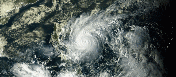 Le cyclone Goni a frappé les Philippines au stade de super typhon.