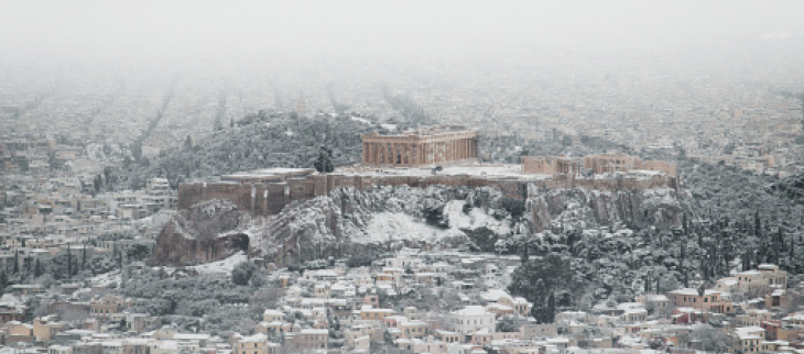 Athènes et son Acropole sous la neige
